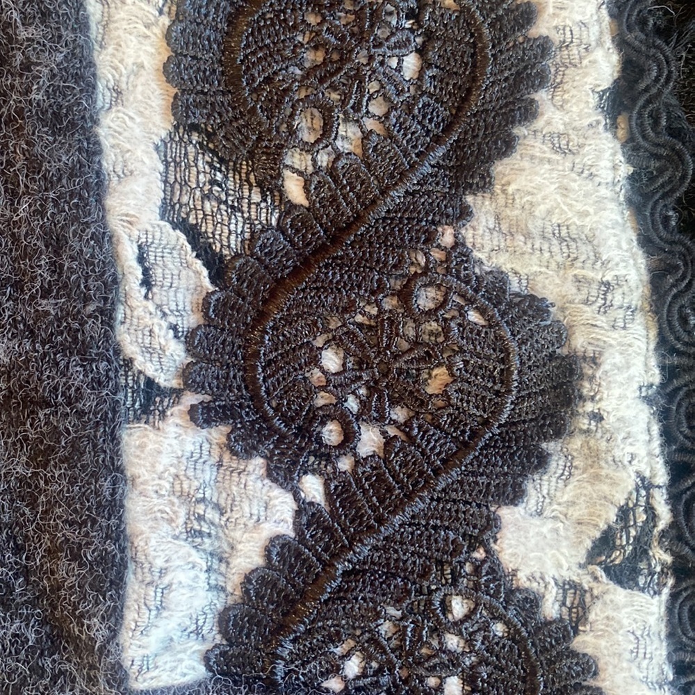 Anthropologie A'Reve Lace Trim Tunic Sweater Small Boho Tassel Knit Top - Picture 6 of 7